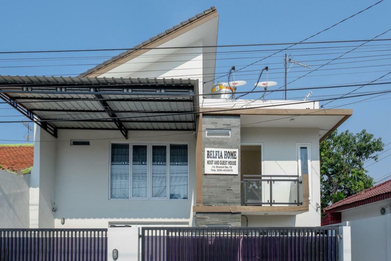Reddoorz Plus Syariah Near Stasiun Tegal 2 Exterior photo